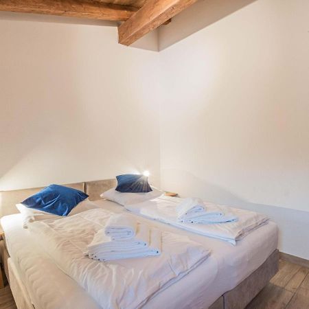 Fantastic Chalet With Sauna Нидернзилль Экстерьер фото